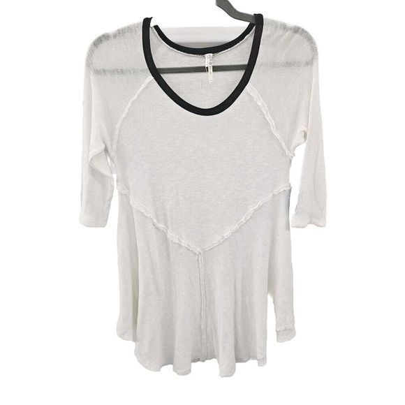 Free People Intimately Layering Top Womens Size S Lightweight Knit White * FLAW - Picture 2 of 12